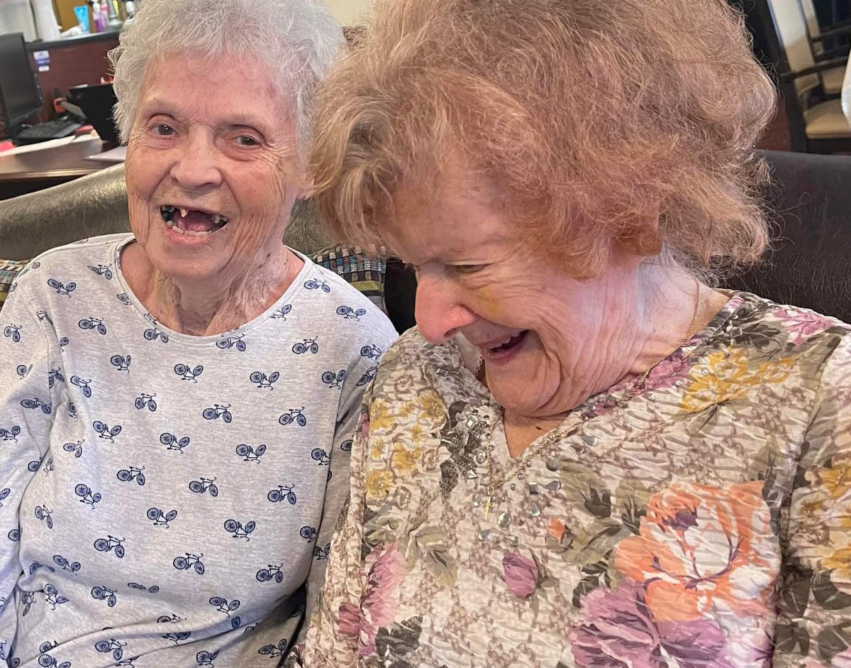 Laughing with a friend is the best kind of laughing there is.
#LegacyBFF #MillPondHealthCampus #SeniorLiving Living
