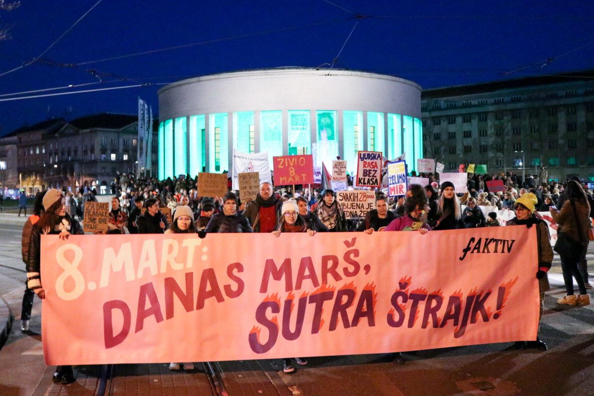 mozemoHR's tweet photo. Živio 8. mart! #noćnimarš https://t.co/RwacKMRF5k