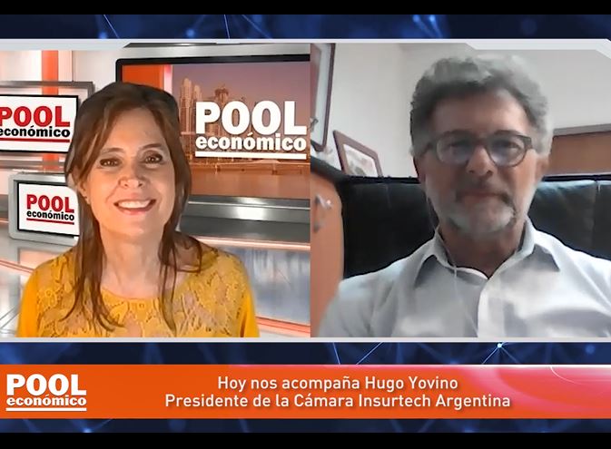 PoolEconomico's tweet photo. ¡Hoy en Pool Económico!

News del Mercado Asegurador con la periodista Eliana Carelli y otras novedades que nos comparten Hugo Yovino, Presidente de la @InsurtechCamara; y Gonzalo Oyarzabal, Gerente de negocios y reaseguro de @woranz.

A las 23hs. por la señal de cable Metro. https://t.co/IVp8zmZro3