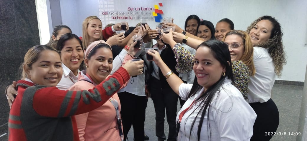 Carolay0406's tweet photo. Amor, Pasión, Inteligencia y Entrega #Mujer Felicidades en su día Mujeres; BDV365 San Felipe. @romanmanigliave @Myjp77Myjp @Lilibeth_Salas @yorexy @Carolay0406 @NanyyyGC @elriquity https://t.co/KTUu9enOje