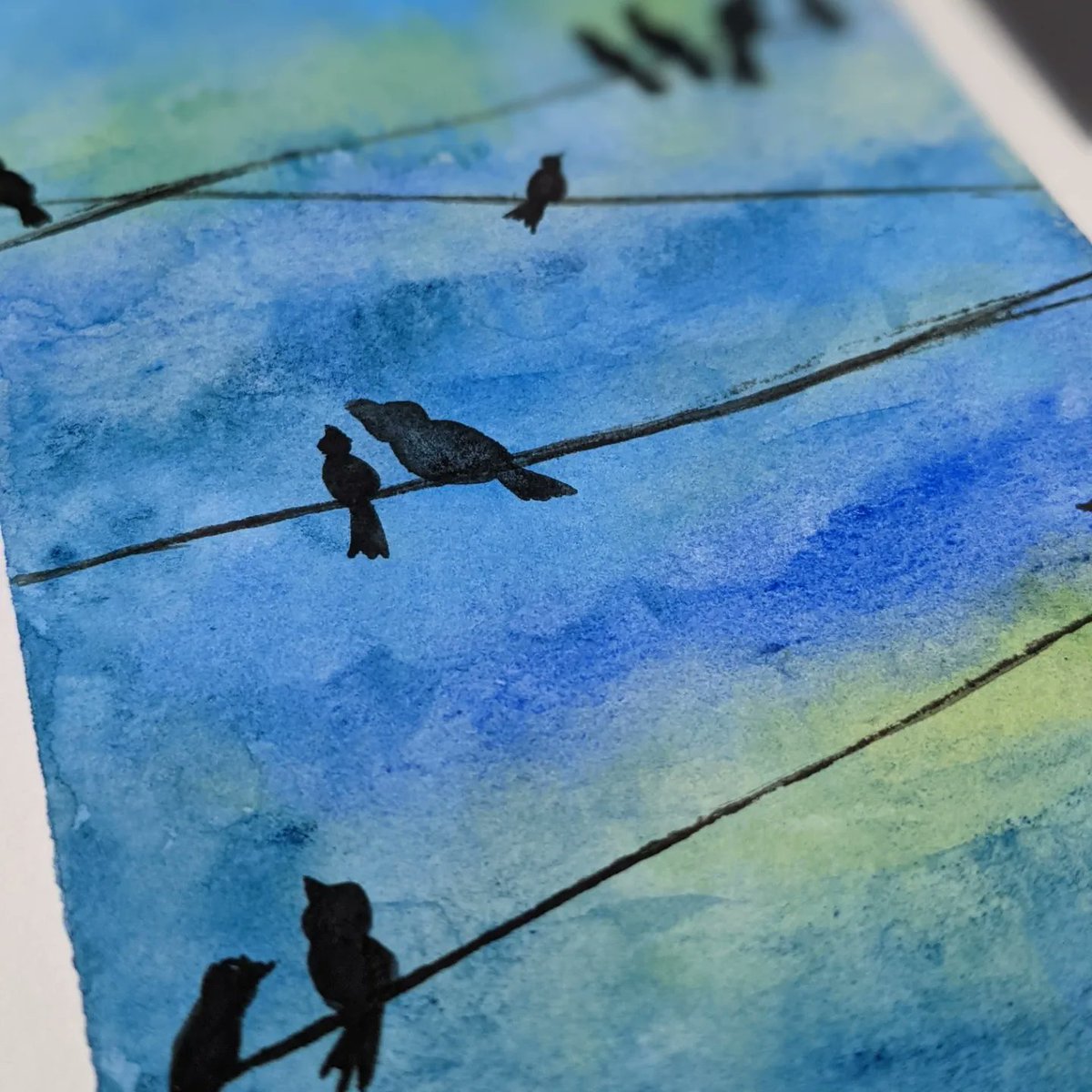 Pink or blue? Sunday morning virtual paint date with @BeckaWhy following the 'For the Birds' tutorial from @letsgomakeart ! More pics: bit.ly/3Ih5jVo

#art #watercolor #painting  #letsmakeart