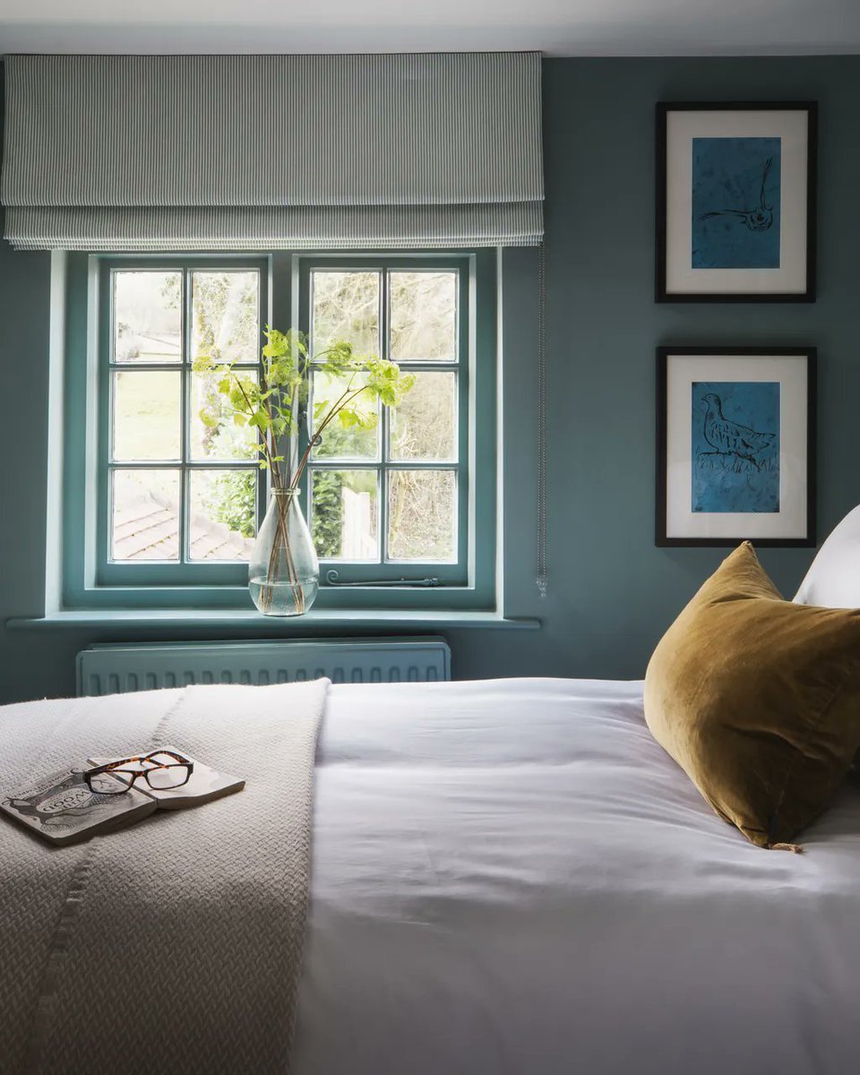 Sneak peek of a new cottage coming soon to our collection. If you aren't signed up to our newsletter yet, click the link below to join our list and get the first look of this lovely new escape...
sandandstoneescapes.com/newsletter/