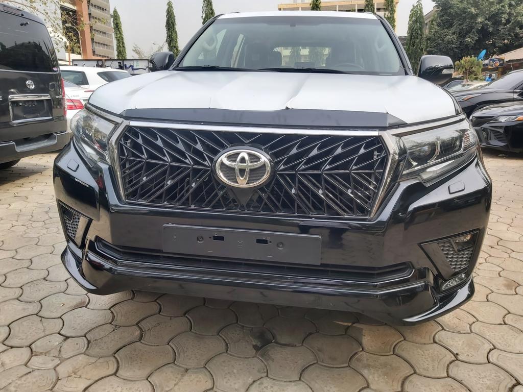 Avant_gardeauto's tweet photo. 🏁FOR SALE
Make:  #Toyota

Model: #Prado VX.L V⁶

Year: 2021

Condition: #New

Location: #Abuja

Price: #38.5

Kindly ♻️#AbujaTwitterCommunity 
☎️07013000001
#abujaconnect  #arewa #abujabusiness #abujamoms #men #Nigeria  #investment #lagos #owerri #luxury #luxurylifestyle https://t.co/UrOrJdYdwL