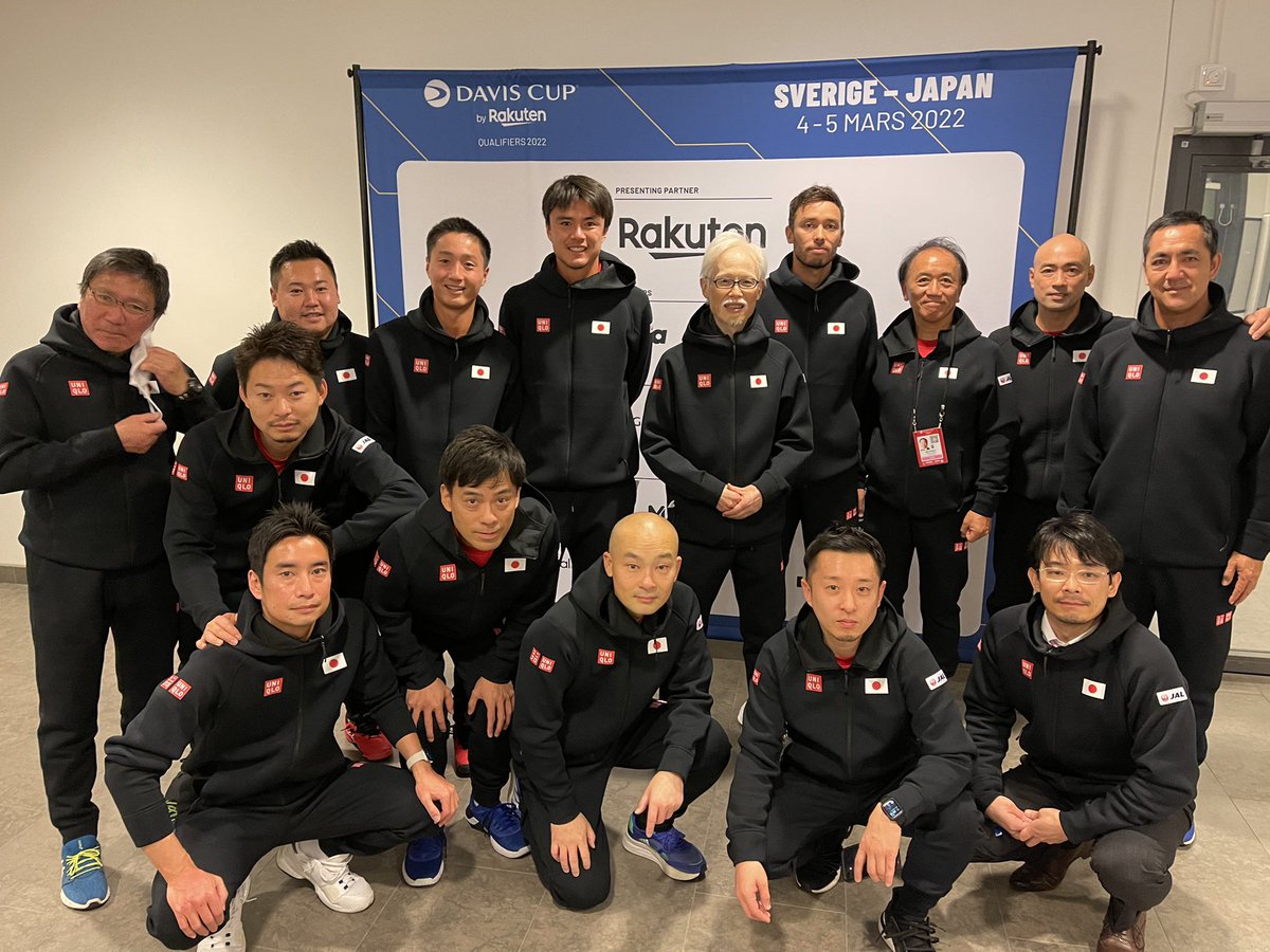 Jag imponerades djupt av båda lagens spel under dessa två dagars fem spännande matcher. Slutresultatet blev 🇸🇪3 – 🇯🇵2. Grattis Team Sweden 🇸🇪<a href="/Tennisnyheter/">Tennis.se</a>. Jag önskar er lycka till under Davis Cup. Och tack Team Japan🇯🇵<a href="/JTA_PR_Team/">日本テニス協会 広報</a> för att ni gav oss sådan spänning!#tennis