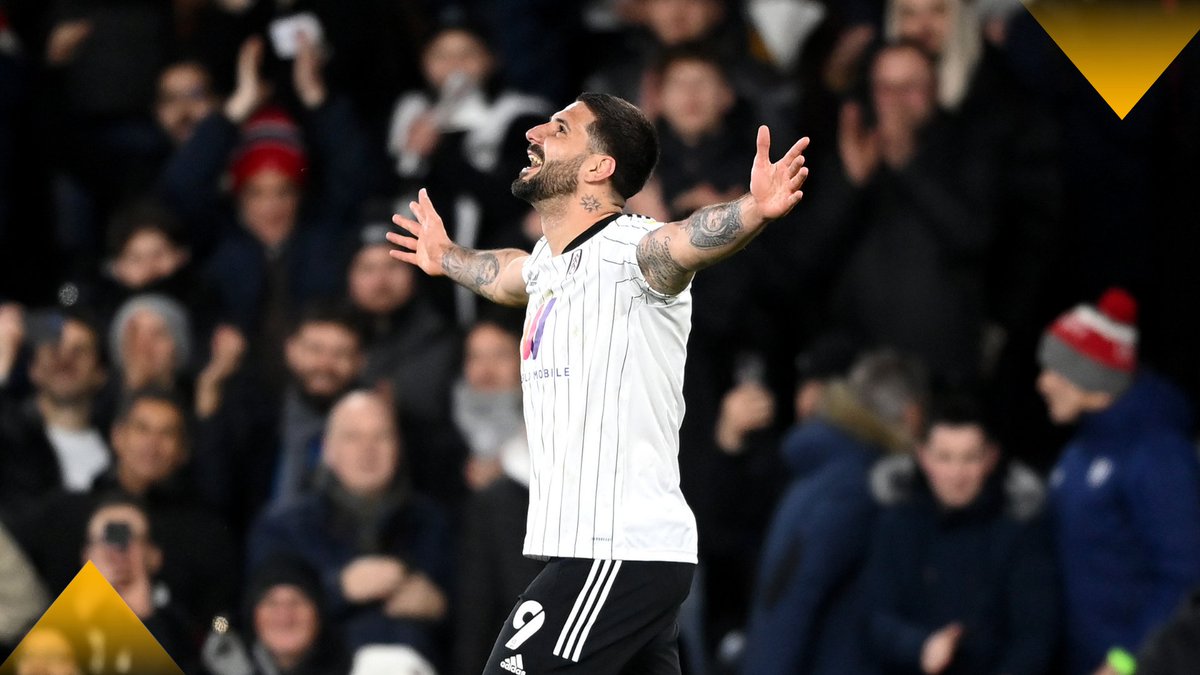 ⏱️ 45:00: Second-half begins.

⚽️ 45:16: Aleksandar Mitrovic scores his 5,426th goal of the season #SWAFUL