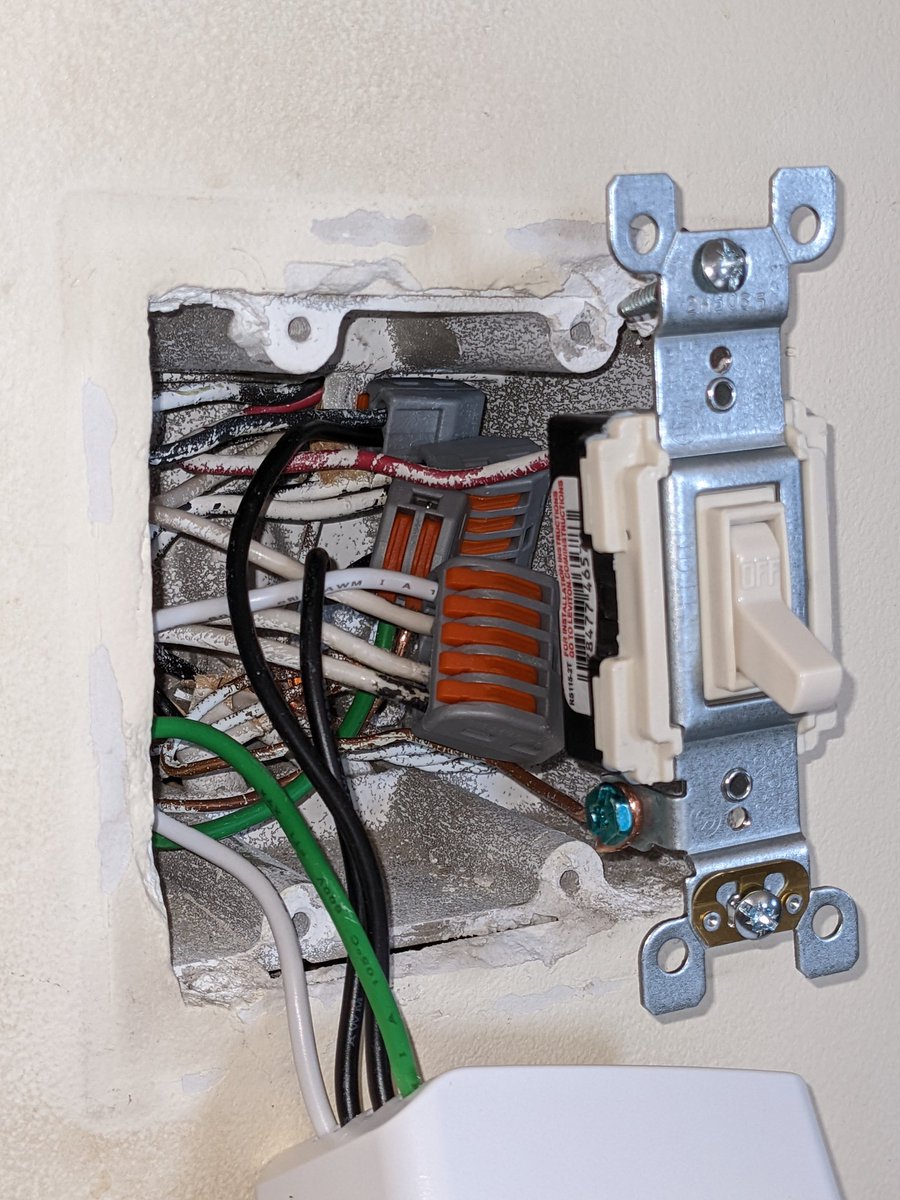 Wago lever-nuts. They make even a small workspace seem spacious. #diy #electrical #iot