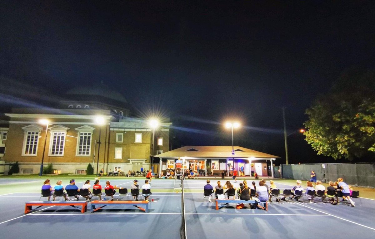 StJamesTCOttawa's tweet photo. Membership and Program Registration is now open for the 2022 Season!  Go to https://t.co/gXpvNrXxvp and sign-up now!  #ottawatennis #glebe https://t.co/qwie1orGbn