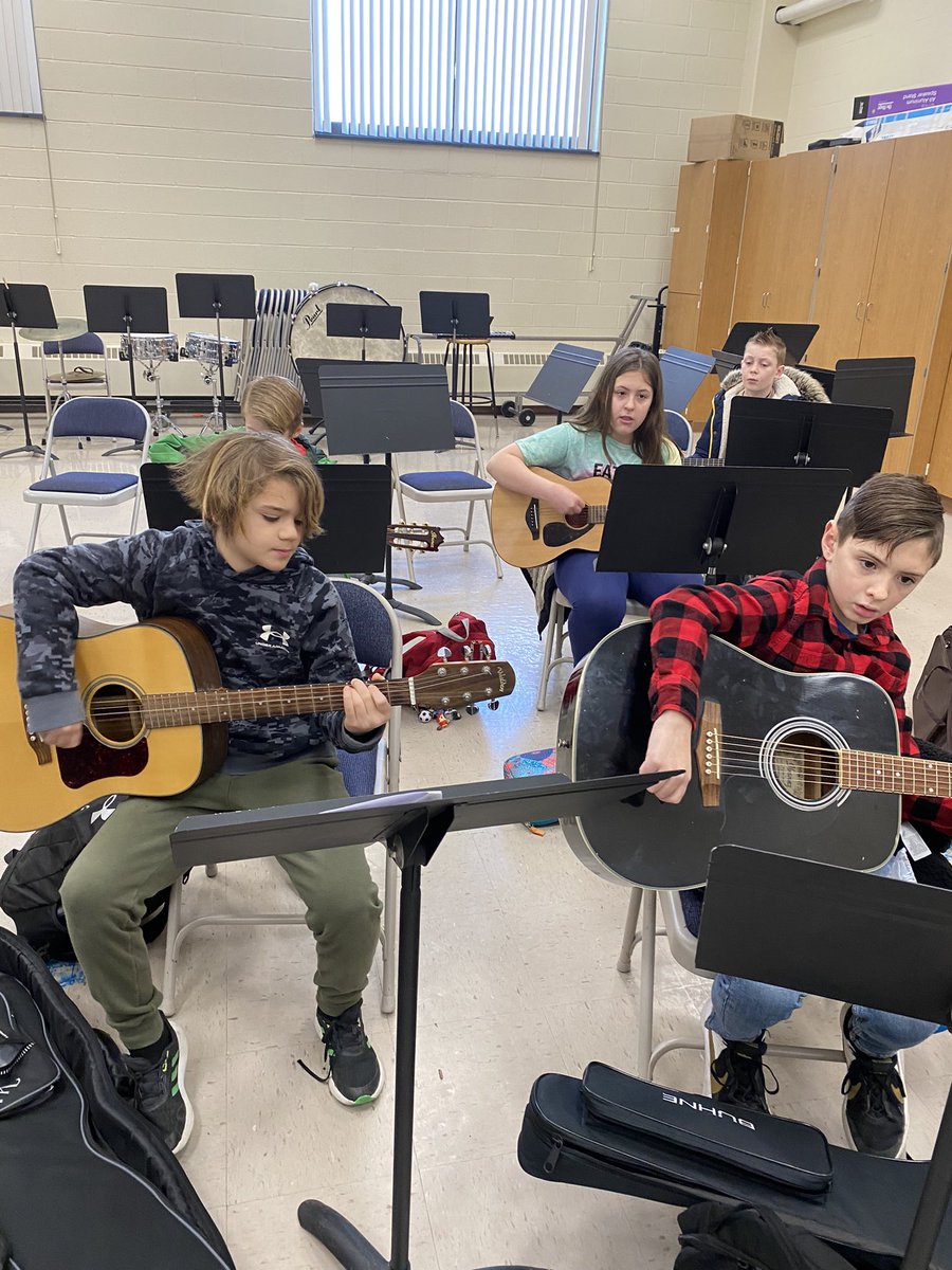 VFESchoolofRock's tweet photo. Learning all about the king of Rock and Roll and learning how to play  our first guitar chord. #arlingtonspirit #ElvisPresley #RockAndRoll https://t.co/CQt0FKGCHO
