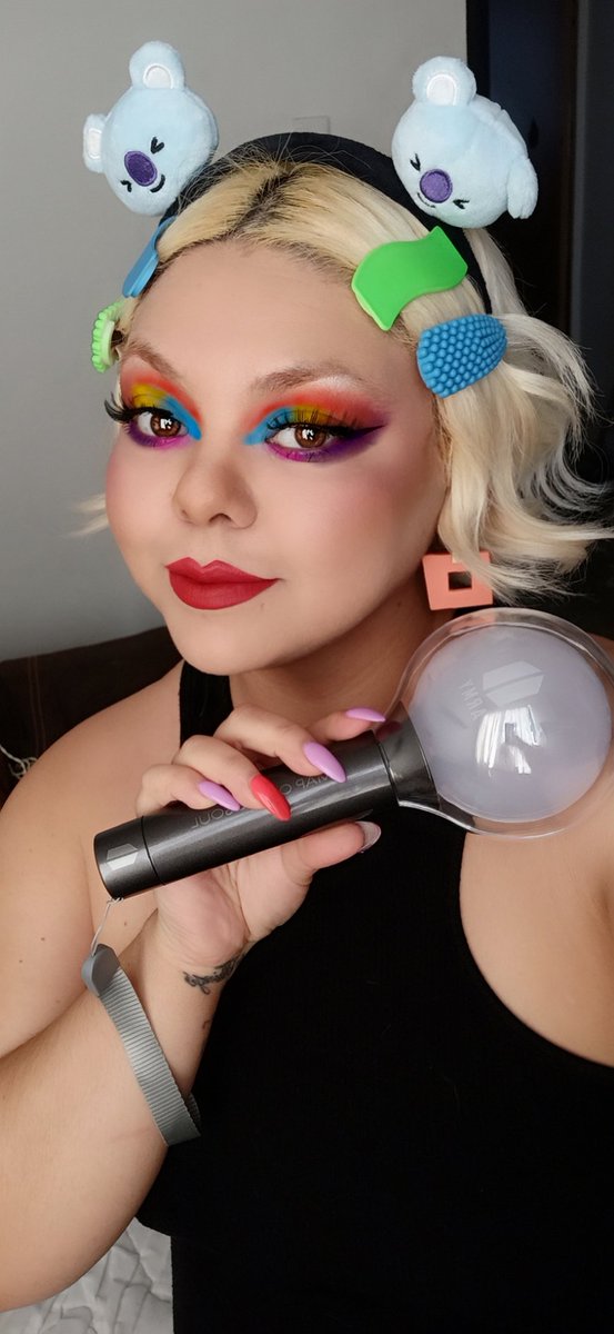 jackierocha_'s tweet photo. Permission to dance concert makeup #PTDLIVEVIEWING #PTD #BTSCONCERT #BTS #BTSARMY #btsmakeup https://t.co/0VxjERRmFu