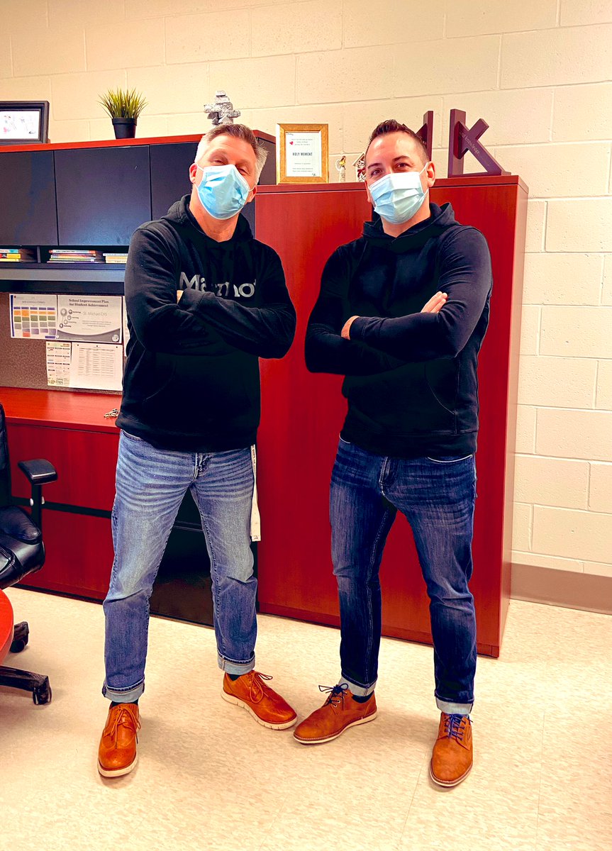 TWIN DAY at <a href="/stmichaelcdsbeo/">St Michael CHS Kemptville</a>. #spiritweek