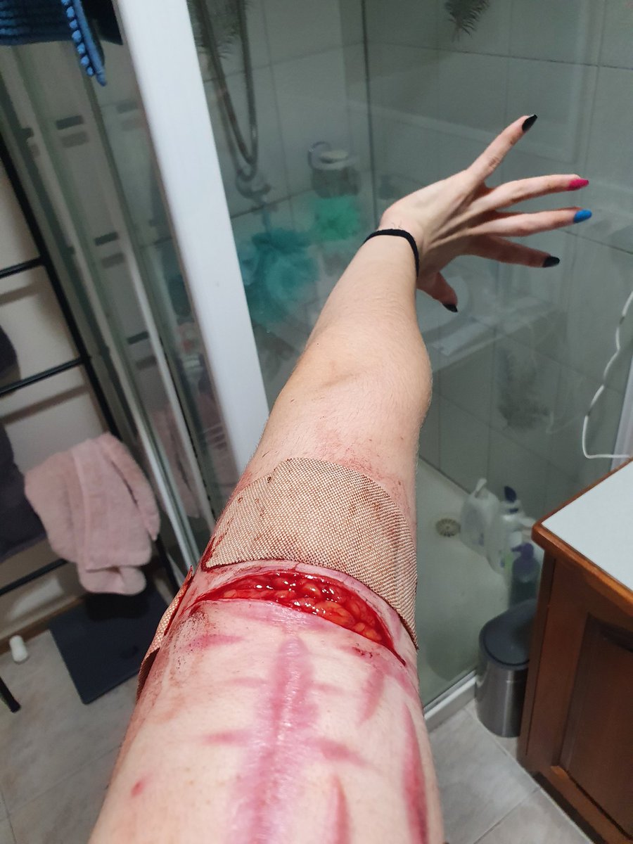 lavalampbl00d's tweet photo. my fav
-
-
beanstwt barcodetwt yeettwt sliceytwt catscratchtwt armgillstwt ouchietwt styrotwt https://t.co/guU8eINpnv