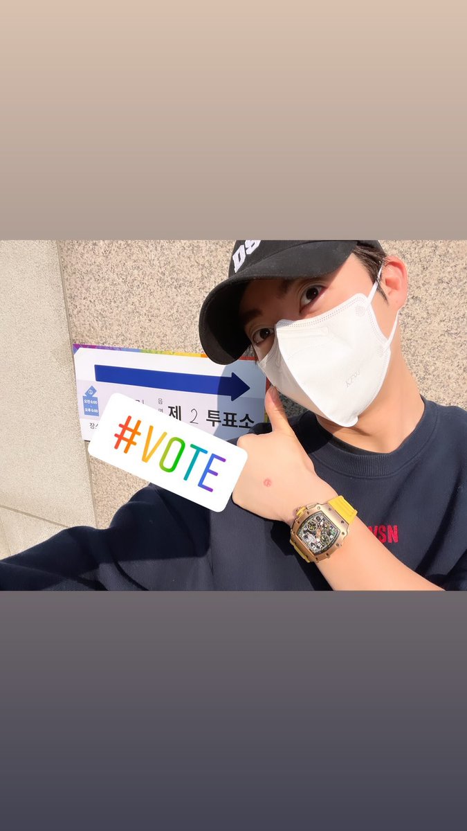 keshagrace501's tweet photo. Today is Presidential Election in South Korea

KyuJong and HyungJun shared in their IG stories they're done voting! ☺️ https://t.co/S6ruUlUc3q