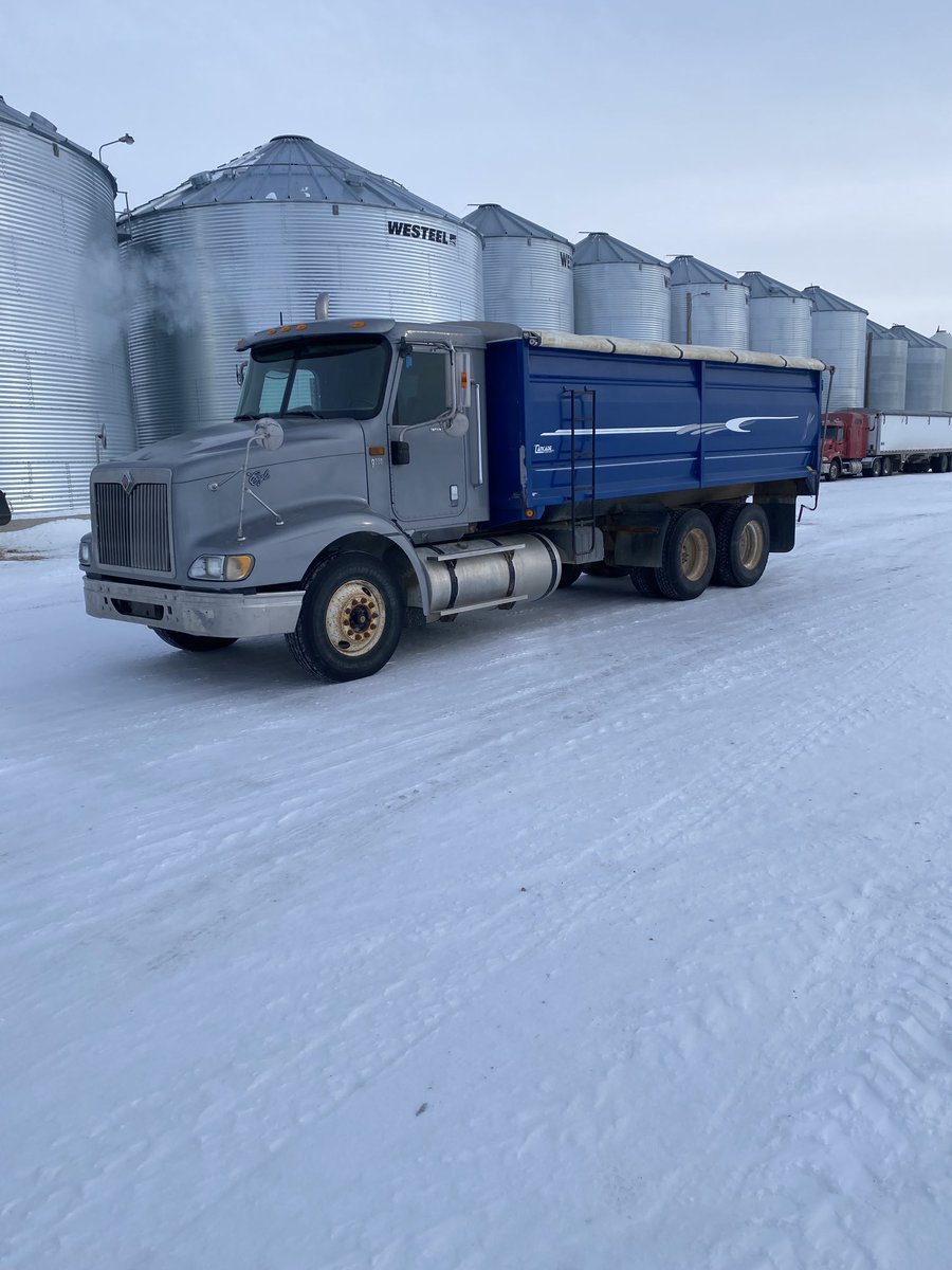 weber4farms's tweet image. Anyone needing a tandem grain truck this one is for sale pm for more details