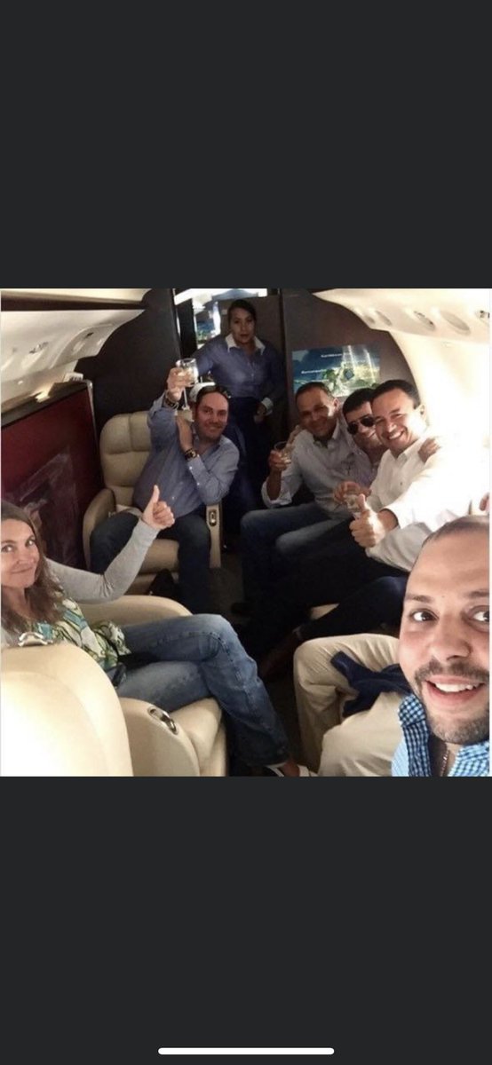 shibpanama's tweet photo. @AlejandroChar Quiere ganar ña@presidencia para andar en jet privado con narcos!!! https://t.co/vP4AAATXLh