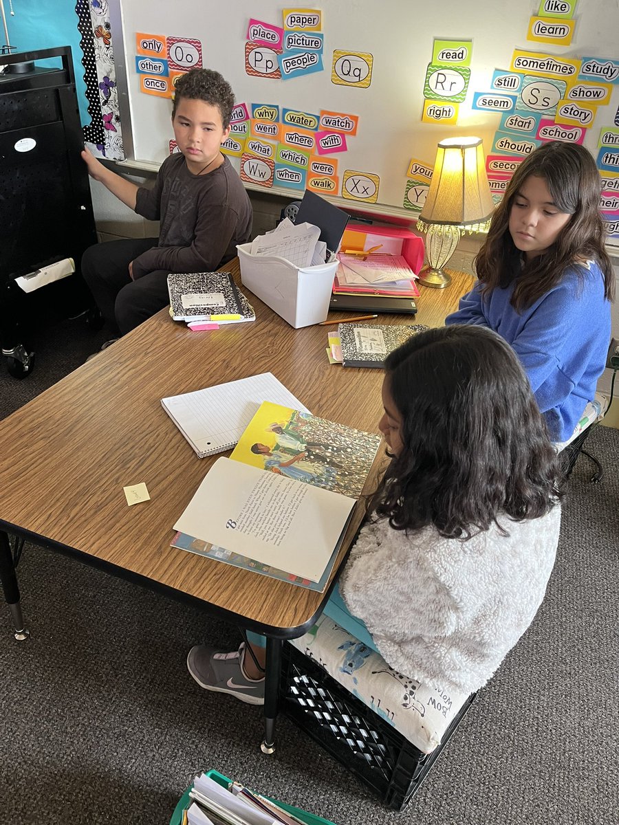 RedmonRoos's tweet photo. We started my favorite reading unit on historical fiction book clubs with group readings of historical fiction picture books. Can’t wait to see how these kids grow as readers and historians! #crockettroos #roosread #whywisd https://t.co/mnOfKzfEqG