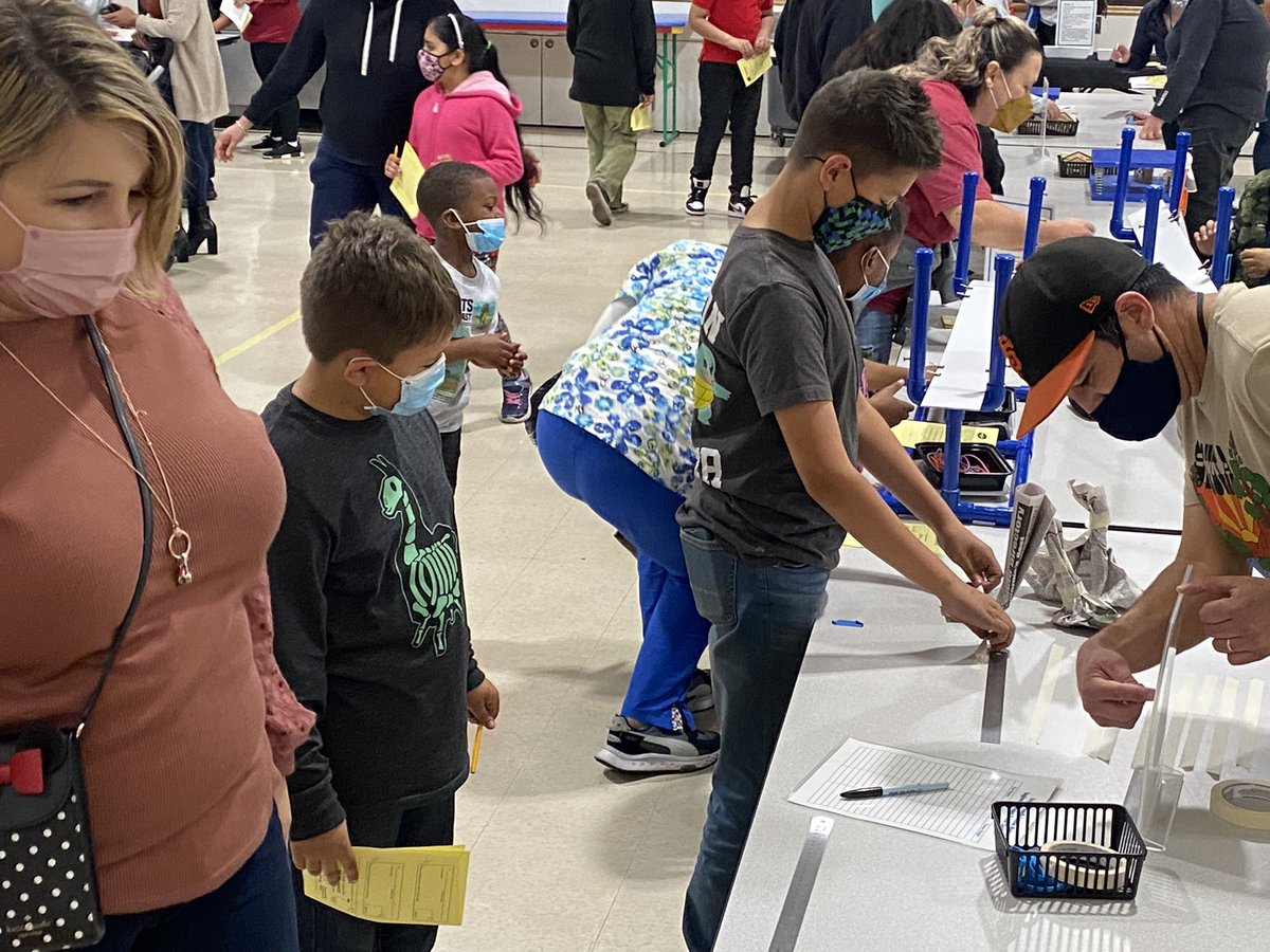 Laurel Creek ExploreIt!  Family Science Night! #CommunityEngagement