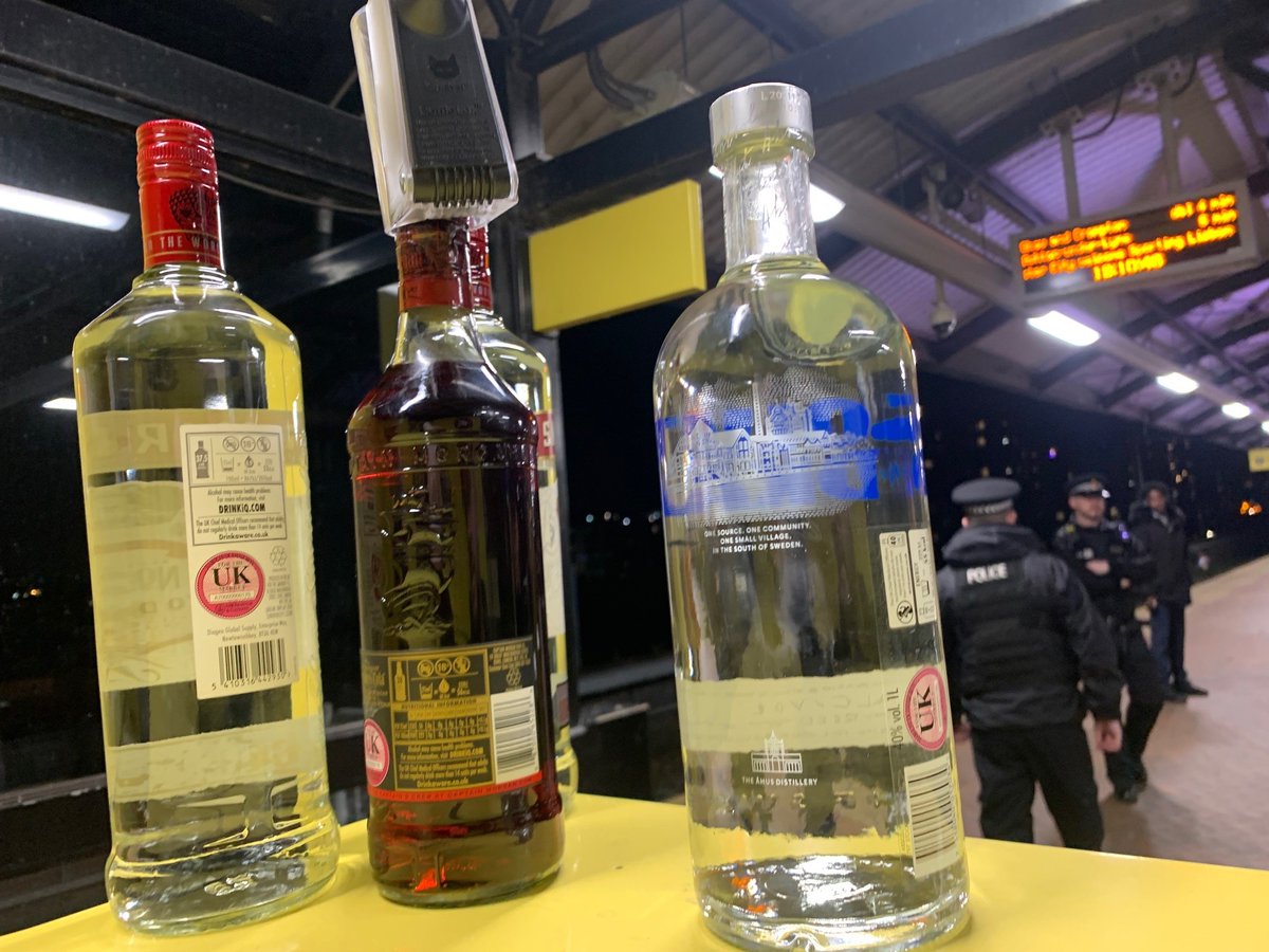 GMPCityCentre's tweet photo. #GMTransportUnit at Cornbrook tonight stop searched 5xlads RE sus theft, and located several unopened alcohol bottles down their pants - nice try, lads; but better luck next time! #PantsParty #GMTravelSafe https://t.co/il75psjEjw