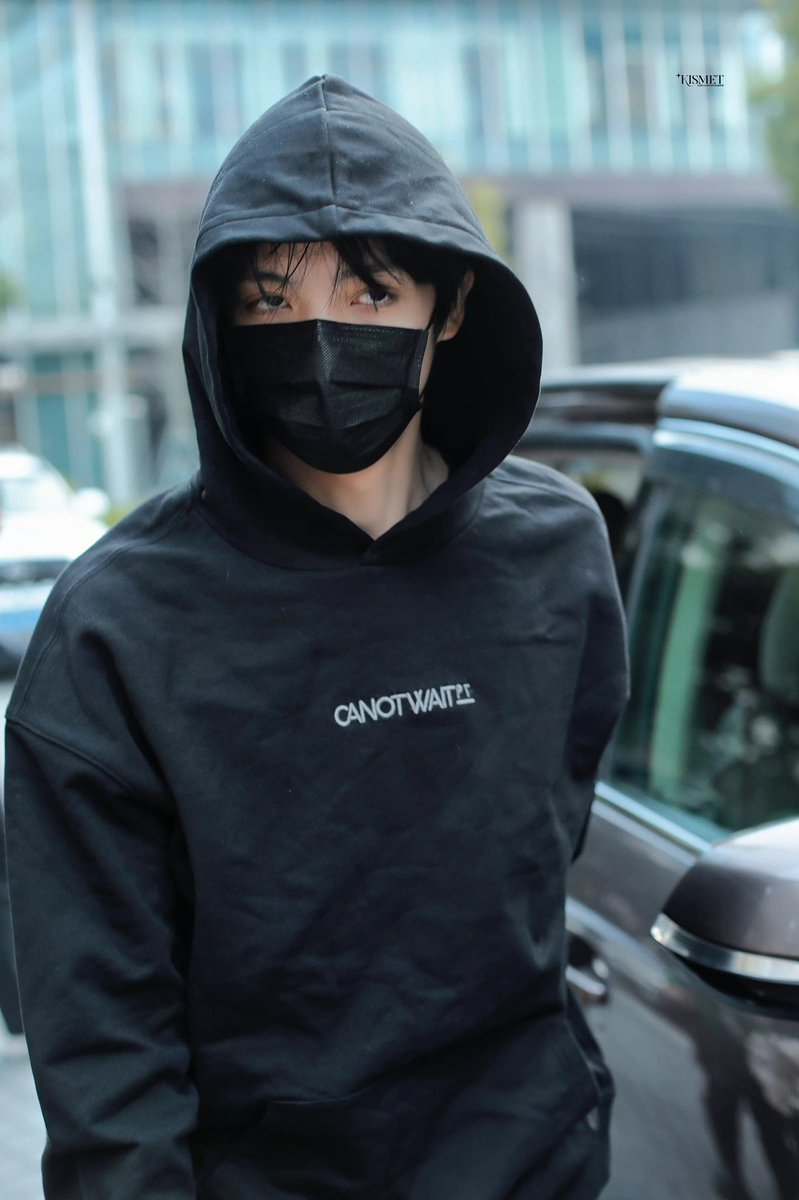 220309 上班

이 사진이 나 오늘 죽인거야 ………. 🙏🏻🖤

ⓒ KISMET丨罗一舟

#罗一舟 #LuoYizhou #라일주 #หลัวอีโจว