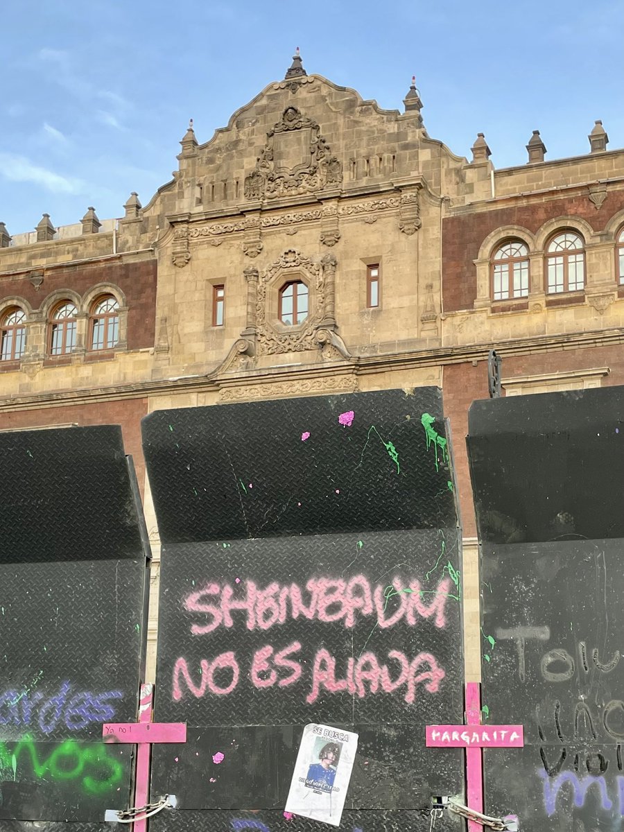 lumendoz's tweet photo. . #8Marzo2022 #NiUnaMas nos sembraron miedo , pero nos salieron alas ! https://t.co/BURW2WD5zr