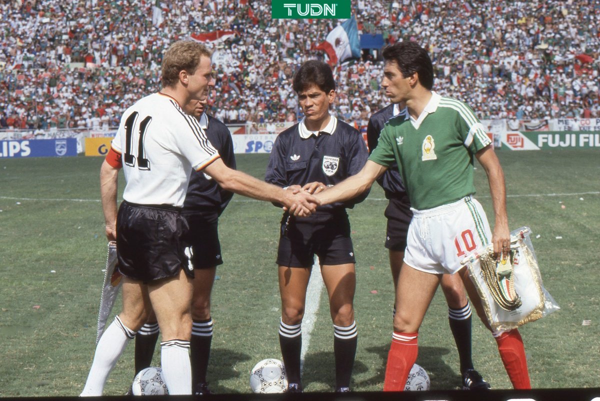 TUDNMEX's tweet photo. México vs Alemania 
Mundial de 1986
Tomás Boy, capitán. 

¡Hasta siempre, 'Jefe'! 🕊️ https://t.co/KNzGvZUC7j