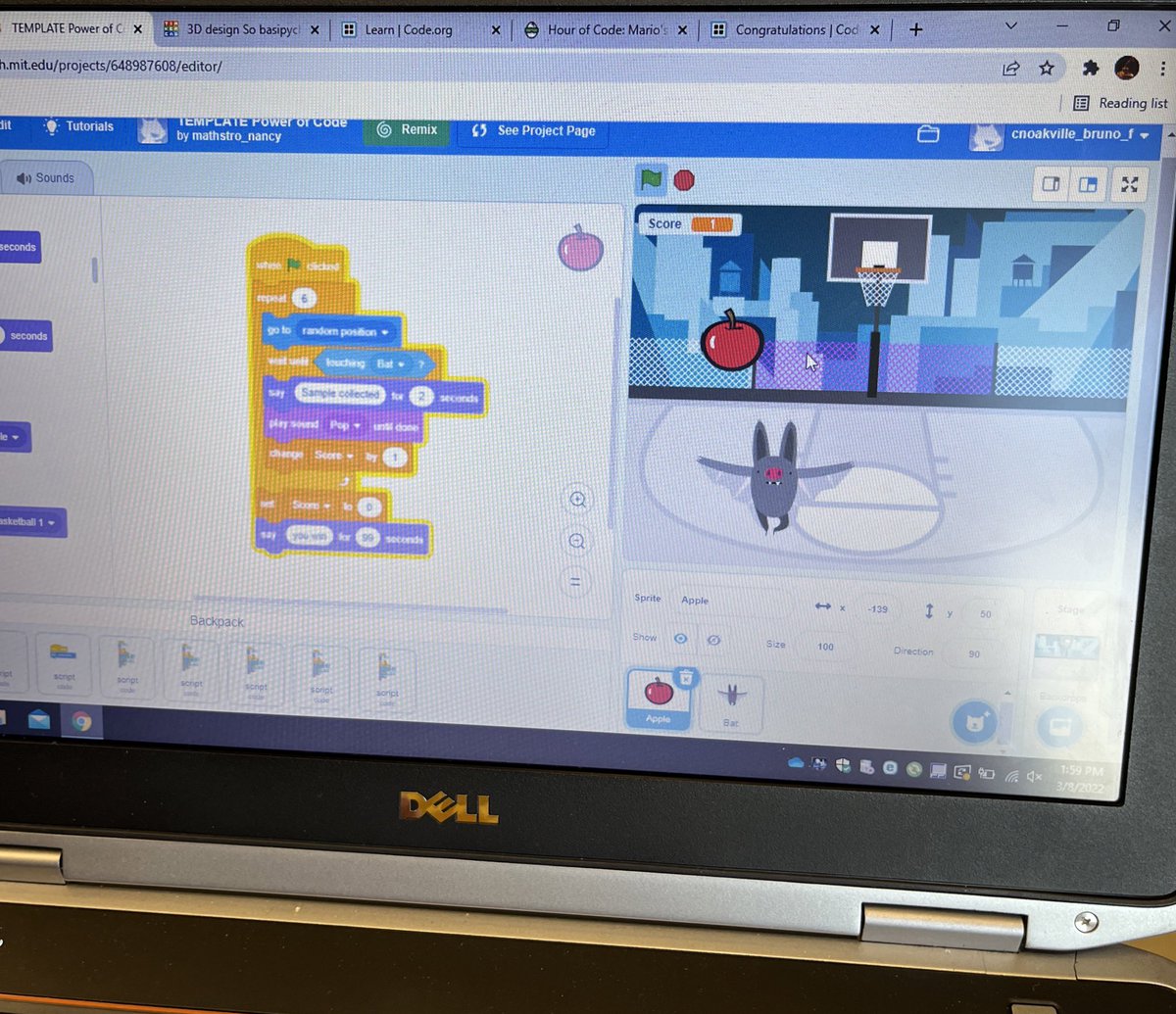 MrsDonovan14's tweet image. Learning how to code using @scratch today! Thank you @Mathstronauts for your presentation! #Coding #PowerOfCode #STEAM @stmattoakville