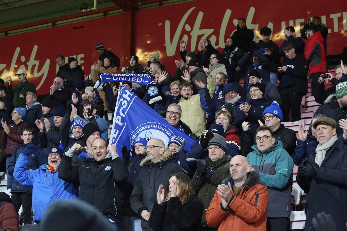 theposh's tweet photo. 📷 A long way from home on a Tuesday night. Thank you so much for your magnificent support this evening.

👏👏����

#pufc https://t.co/LhGTH4BEyN
