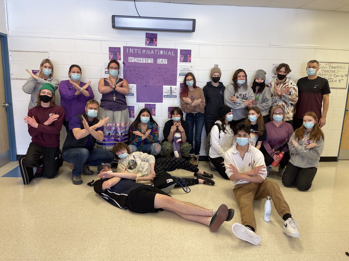 Riverton Collegiate tweet media