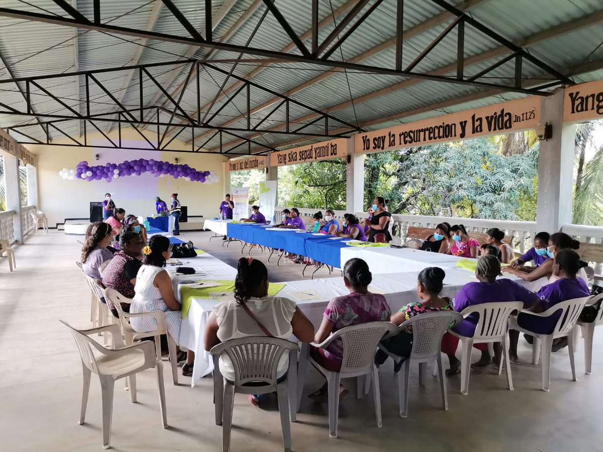 CONADEH's tweet photo. En conmemoración al #DíaInternacionalDeLaMujer, Personal de la Oficina Departamental de Gracias a Dios del #CONADEH en coordinación con #PIAH, #MIMAT y #OMM brindó jornada educativa sobre Derechos Humanos a población local. https://t.co/JsalNr3GcB