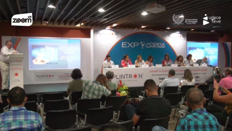 InterSoftwareCo's tweet photo. "El talento digital debe ser un aprendizaje autodirigido, algo que emule el modelo del fútbol, donde haya semilleros y se convierta en un asunto aspiracional para ser los más talentosos" @mariamj2 @andinalink #ISWMásConectados https://t.co/DRKQgavJjj