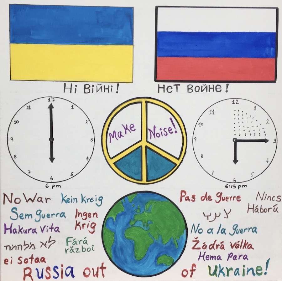 MichaelrMaser's tweet photo. #StopPutinNOW #StandWithUkraine @CBCVancouver Banging POTS FOR PEACE to STOP THE WAR is happening from 6-6:15 in Gibsons (BC Canada) tonight. Let's send this protest worldwide, including throughout Russia! Make some noise! https://t.co/AjzfdwiIW8