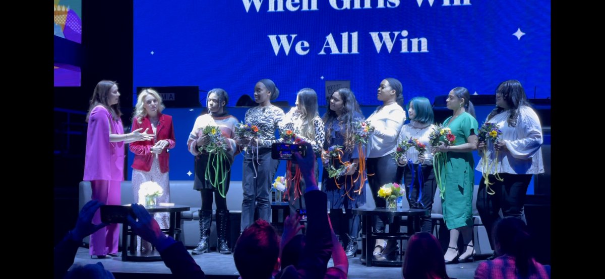 BossBeauties's tweet photo. As an incredible end to our event today, these 8 young women are each receiving $10,000 college scholarships!!

💖💖💖💖💖💖

Thank you all for tuning in today! 🙏 https://t.co/mK7fuJRzzb