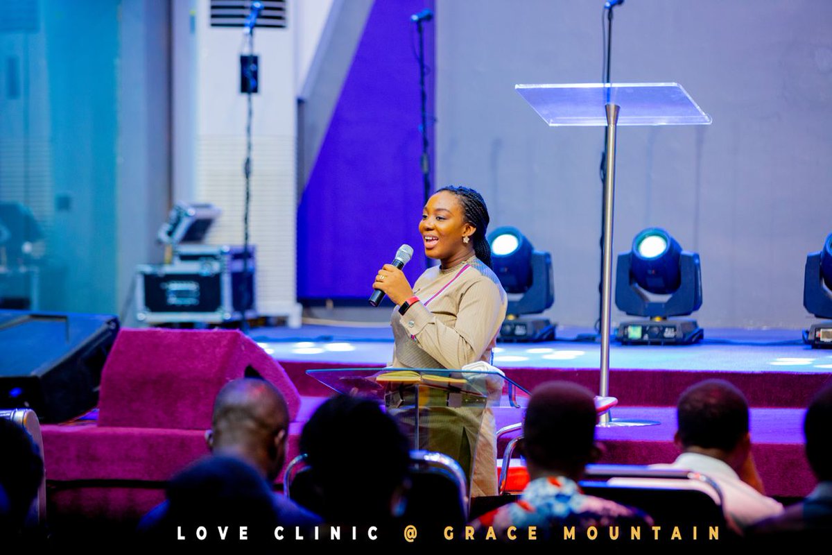 REAgyemang's tweet photo. Picture Highlights of March 8, 2022 Love Clinic Service
#LoveClinic #LoveClinicAtGMM #PastorElvis #PastorElvisTeaching #LadyCounsellorMercy #ExtremeIncrease #SupernaturalArena https://t.co/PoWrfSQCsB