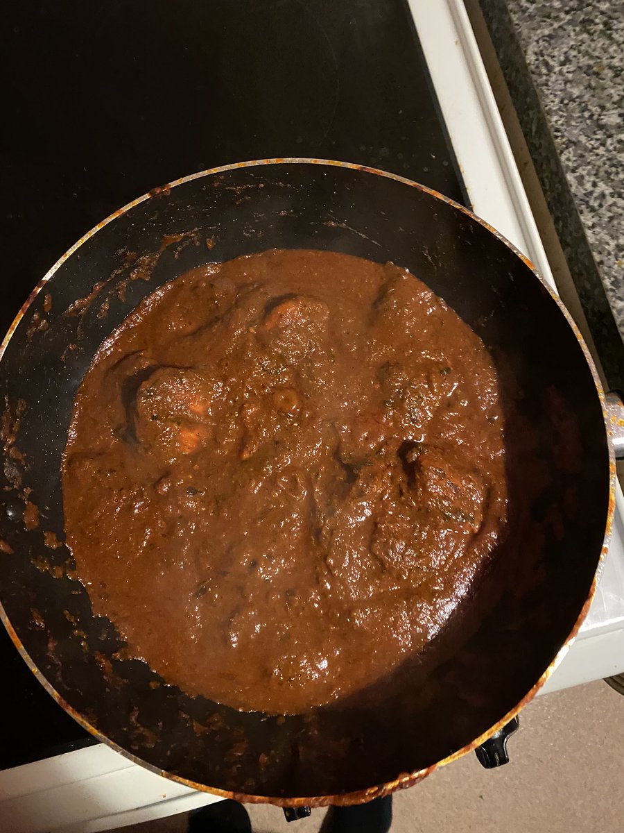 DaveGammon79's tweet photo. @MistyRicardo Base Gravy day 😎+ Chicken Tikka Vindaloo 😋😋 #BIRCURRY #CURRY SUPERB 🥘 https://t.co/Xk2VydCl4e