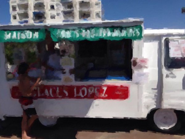 Envie de glace.
La file est vide !
Double saveur

#haiku #lopez #glace #citronbleu #paysbasque #saintjeandeluz #meditation #poesie