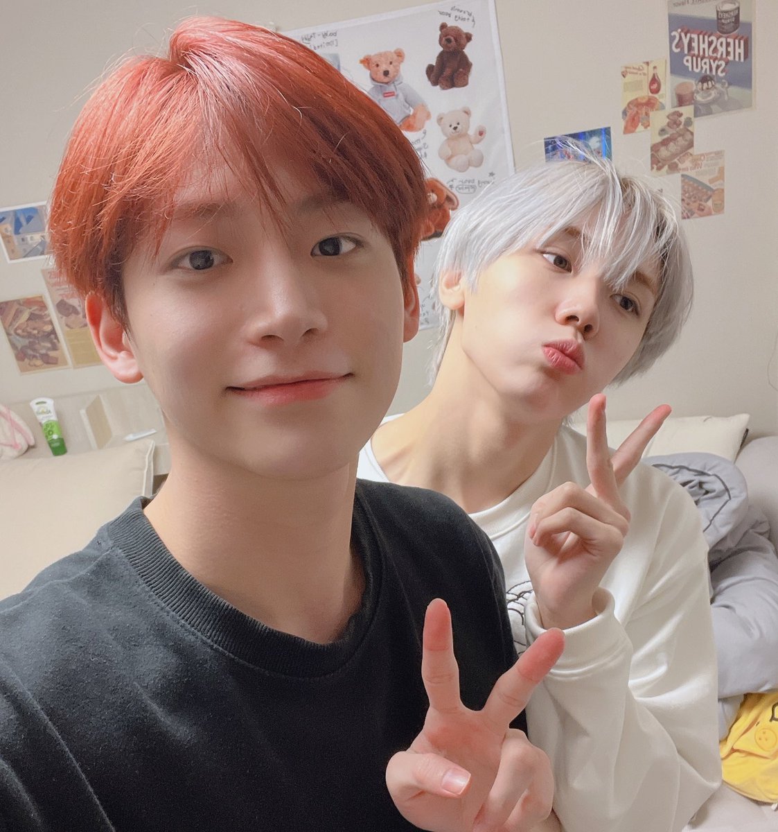 qmfxkd3's tweet photo. t발......................................
닉주디 씨피 블탕
ㅁㅊ
ㅁㅊ https://t.co/DuNM01jpW0