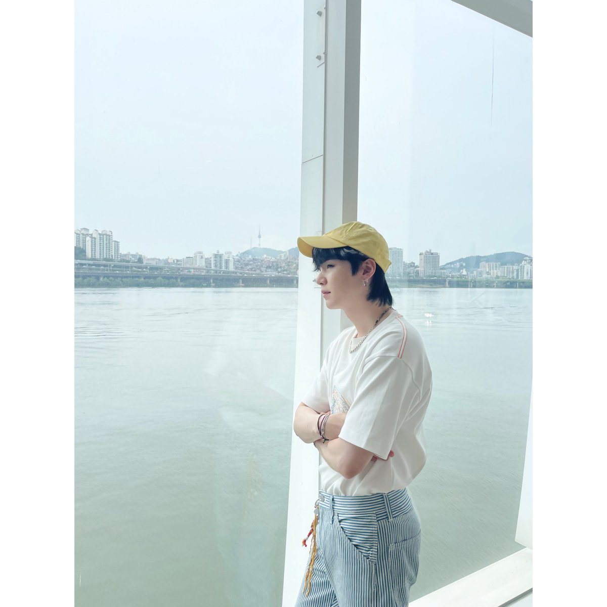 ipotV30's tweet photo. Happy Birthday sayang min yoongi🎉🎂💜💜💜

#YoongKiWillYouMarryMe https://t.co/VFjXu8Q7Q5