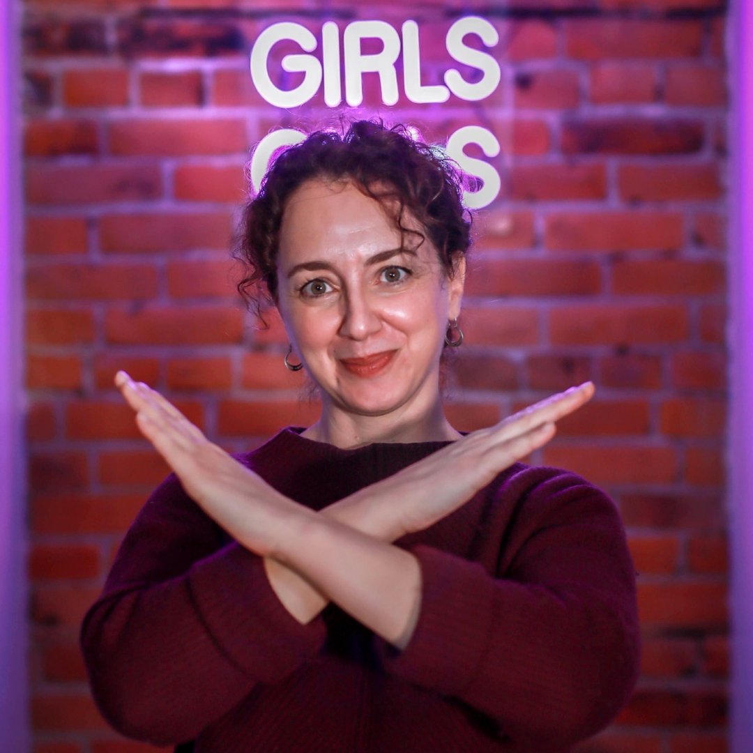 ChicGeekYYC's tweet photo. On March 8th, we celebrate International Women's Day to recognize the accomplishments, experiences and perspectives of all women! This year, we are using the hashtag #Breakthebias to promote gender equality in the workforce and beyond! https://t.co/fGlpTsEQdu