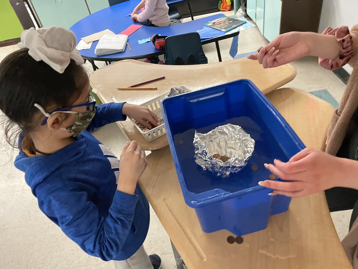 JSMSoderling's tweet photo. Grade 1/2 built aluminium foil boats for one of our buoyancy experiments! Students were asked to design and construct their boats, and then make predictions about how many penny’s it will take to sink their boats! https://t.co/fLeQ2MOGRm