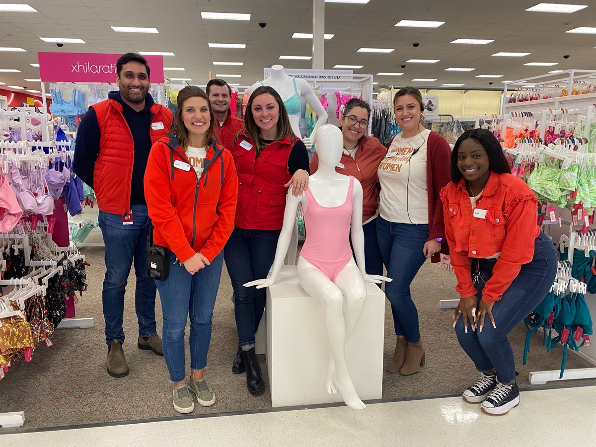 Teddi C. tweet media