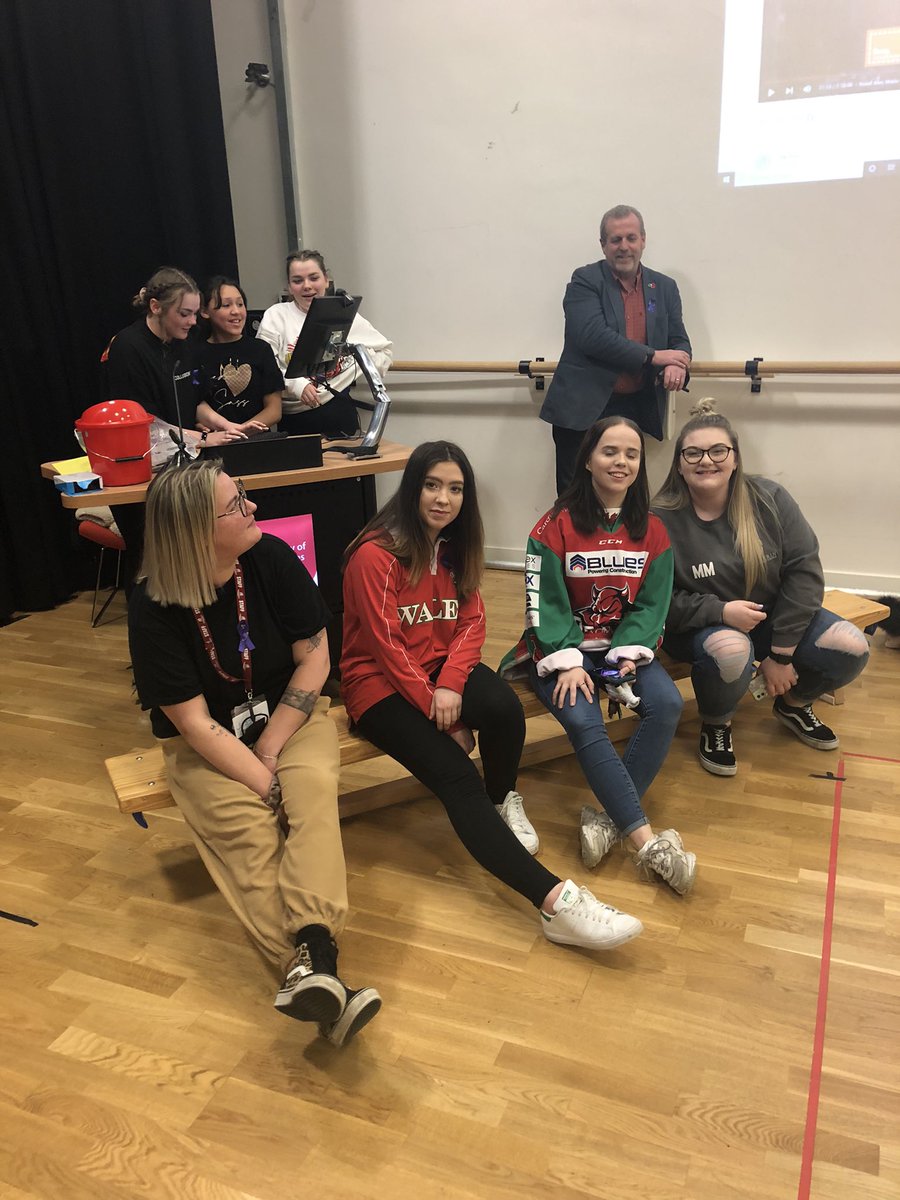 USW Youth and Community Work tweet media