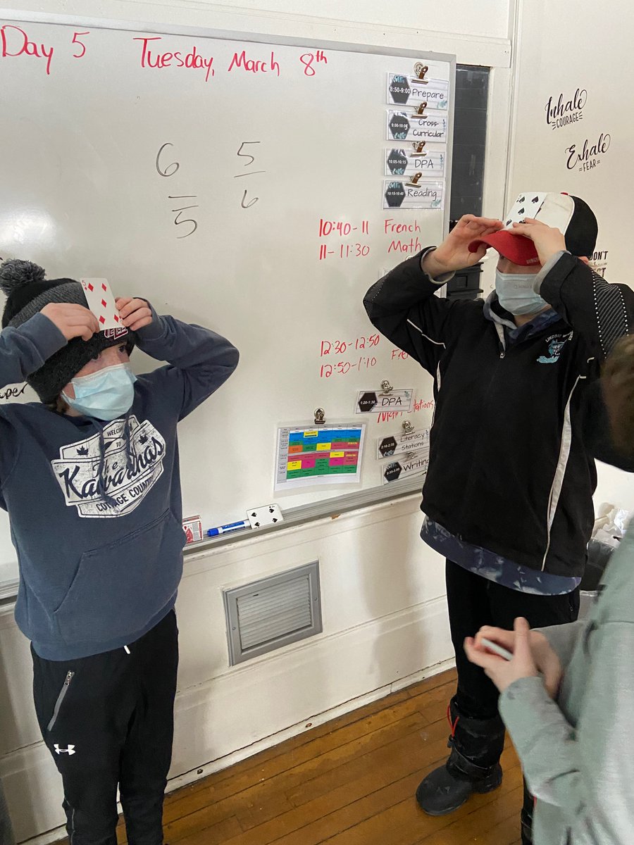 _samtomlinson's tweet image. We’re having fun with our new math stations 👌 @centralsenior #TLDSBmath @tldsbmath Thanks for the ideas @Mrs_NielsenCKL