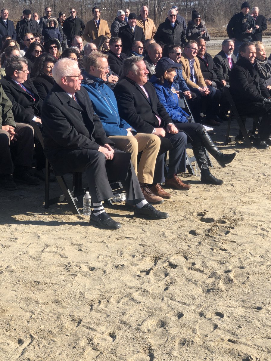 MCCoyCountyExec's tweet photo. This is one of the most transformational investments in Albany County that will lead to over 1,600 good jobs w/ a payroll of over $300 million by 2026. This groundbreaking builds off of other projects that will make our region a hub for clean energy.
(2/2)
https://t.co/iRyDJABzSG https://t.co/mpqq164dxA