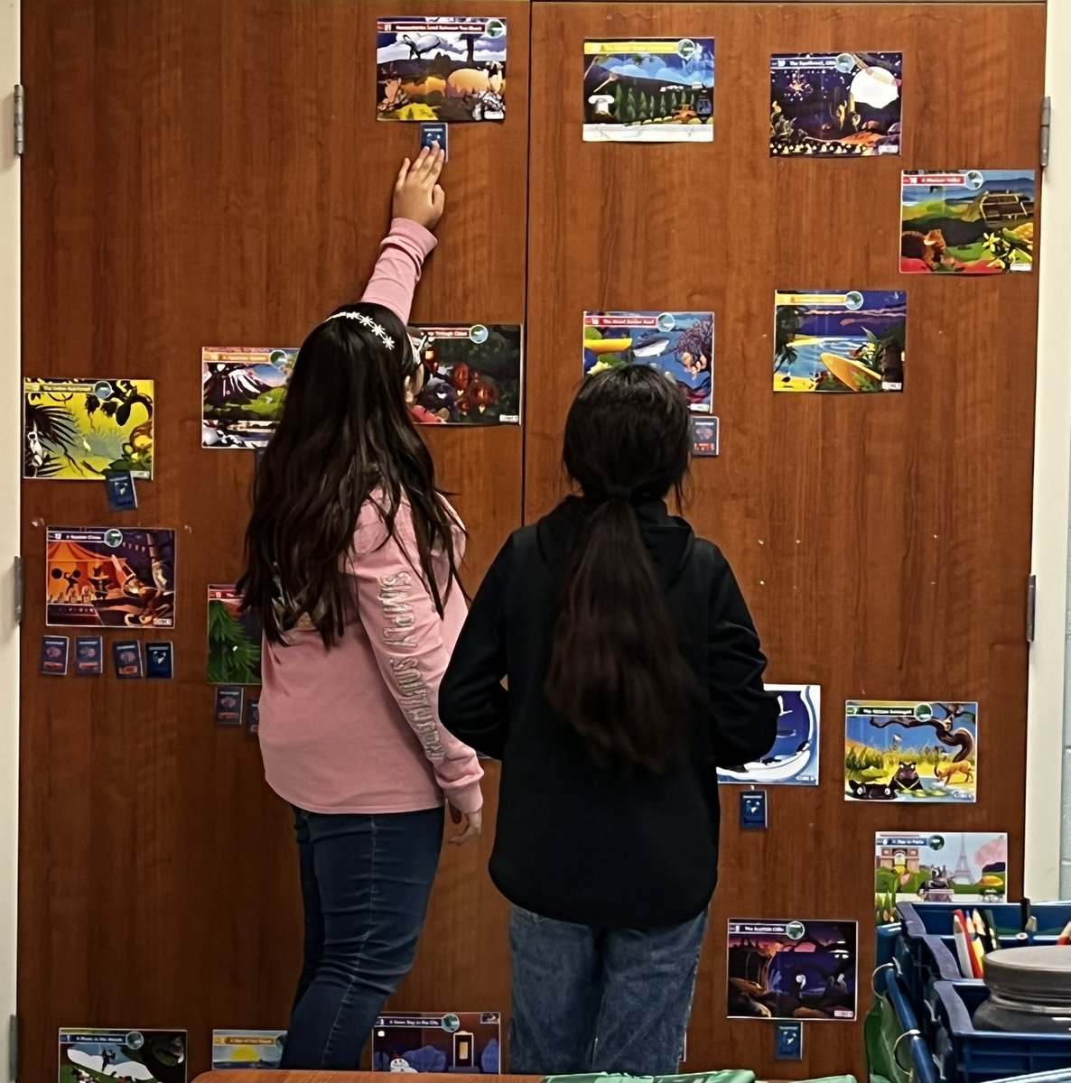 VeronicaBalli's tweet photo. The buzz & excitement we heard as @FieldsFalcons received their passports was exactly what @ileana0381 & I am were aiming for. Our vision to implement an interactive @LexiaLearning board is complete. Passport to Learning is a hit! @JGoLexia #fieldsinpires #DyslexiaSuccessMISD https://t.co/MGcKq3wWME