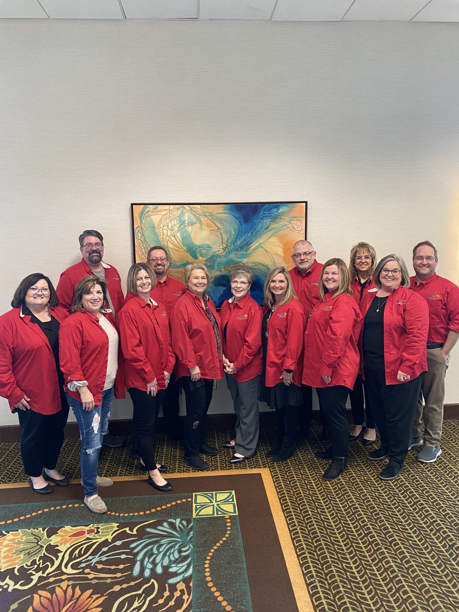 ChrisVTempleton's tweet photo. The 2022 @lrnfwdmo Show-Me Professional Learning Conference is in the books! These are the educators who work to make it a success. I’ve been honored to be the President for the past 3 years! These individuals have enriched my life & I’m grateful for their hard work! #showmepd22 https://t.co/5UjpNoVXbA
