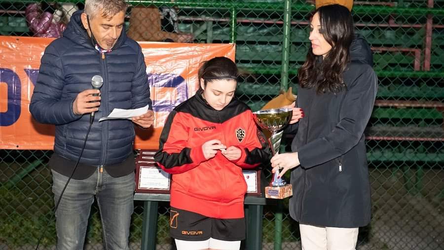ResRomaCalcioFe's tweet photo. Questa sera alla Linkem Arena è andata in scena la prima edizione del trofeo "Mai più una donna in panchina" in occasione della Giornata Internazionale della Donna. 
Un bel momento di aggregazione e di sport per celebrare questa giornata nel Municipio VI. https://t.co/QokIrF4oam