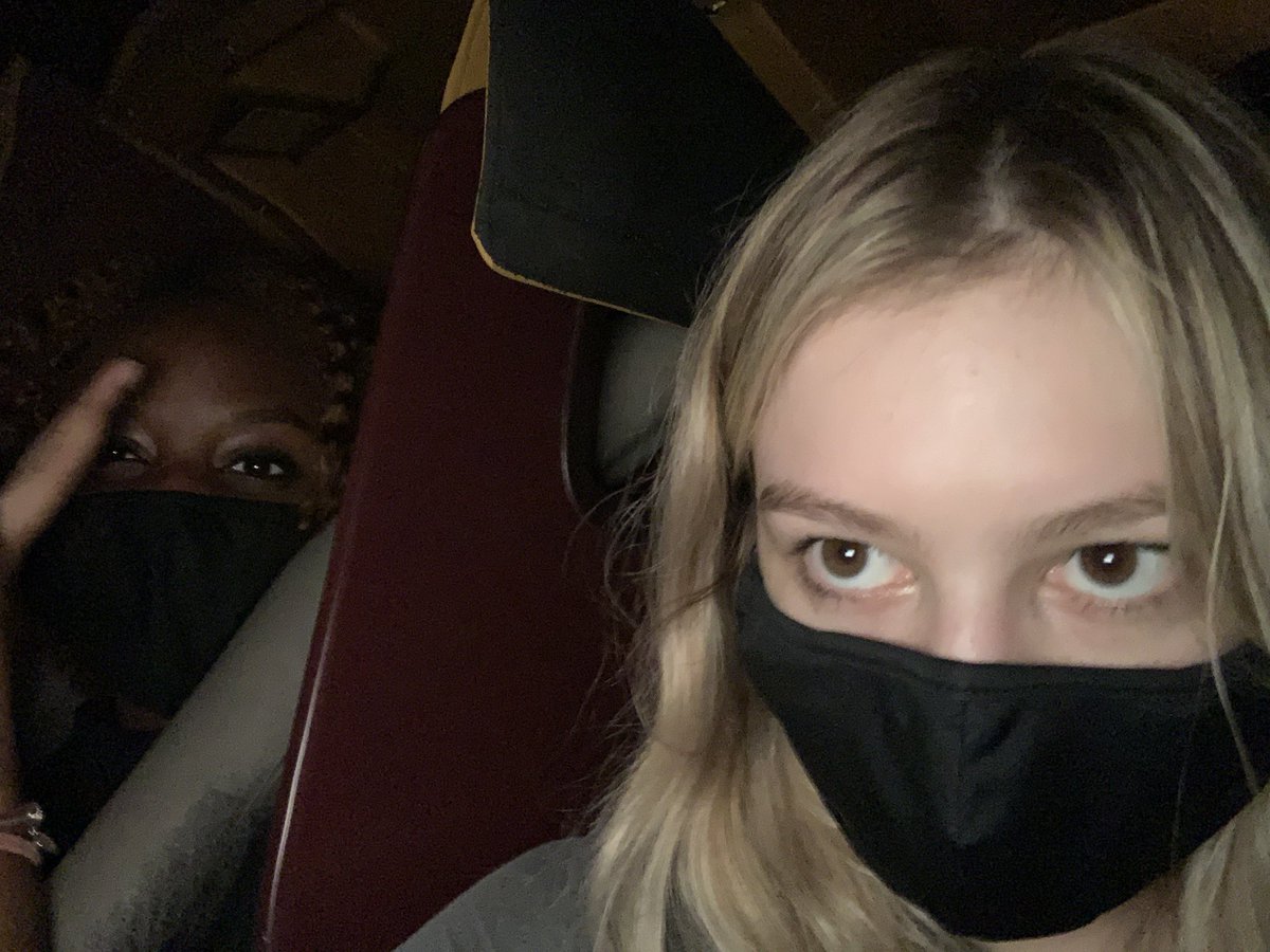 dImhjp's tweet photo. how lucky am i to have something that makes saying goodbye so hard <3 it was an honor getting stuck on hagrid’s with you https://t.co/xyS2nQRUR2