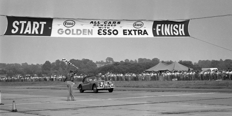 RoadandTrack's tweet photo. Denise McCluggage was a true automotive trailblazer. https://t.co/XmVphutJ26 https://t.co/S2bhAnPl4q