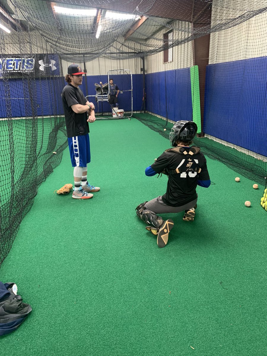 CCCYetis_BSBL's tweet photo. Huge shout out to @C_proctor23 for stopping by and working with some of our guys on his way to spring training! 

Good luck this season! https://t.co/cF9gSwJAJF