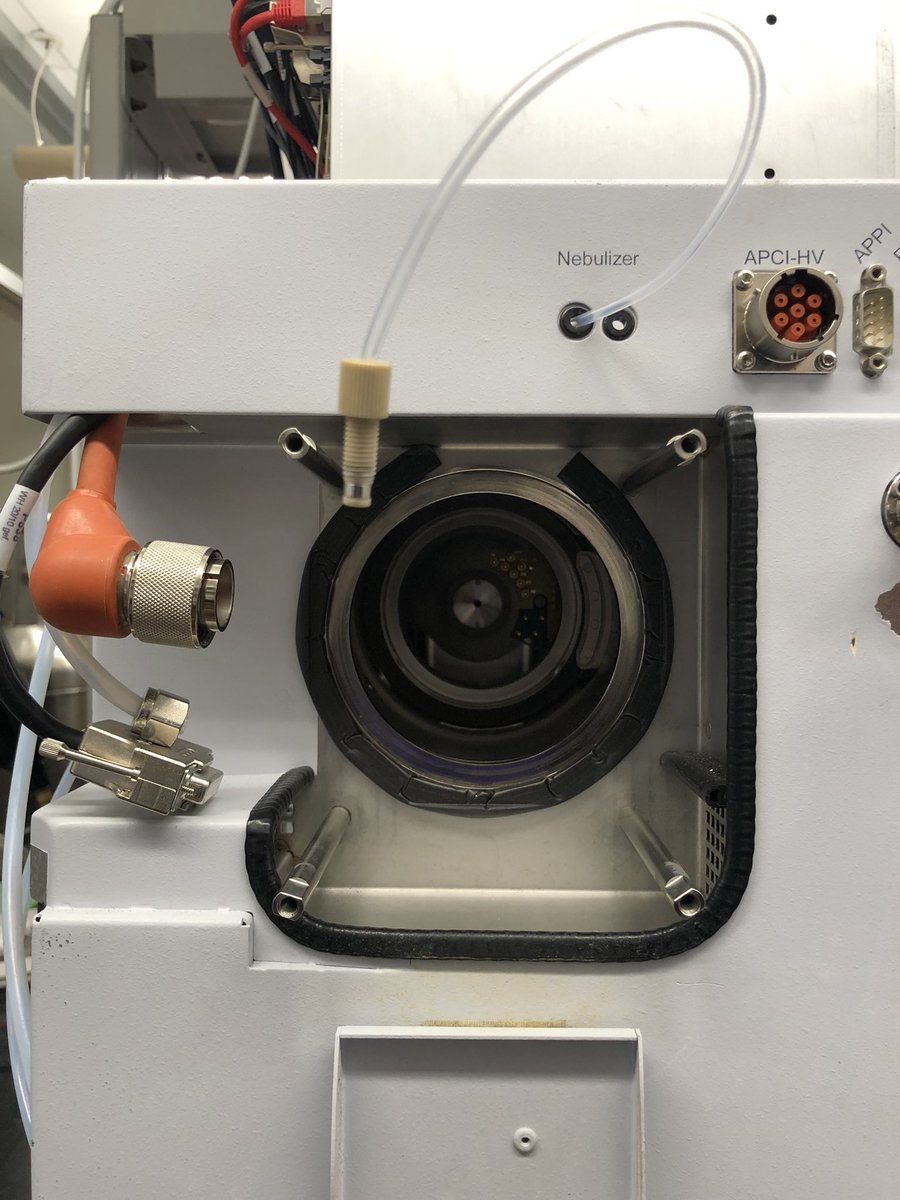 AnushreeM14's tweet image. In the process of dismantling a qTOF LC-MS !! #justanothertuesdayinlab