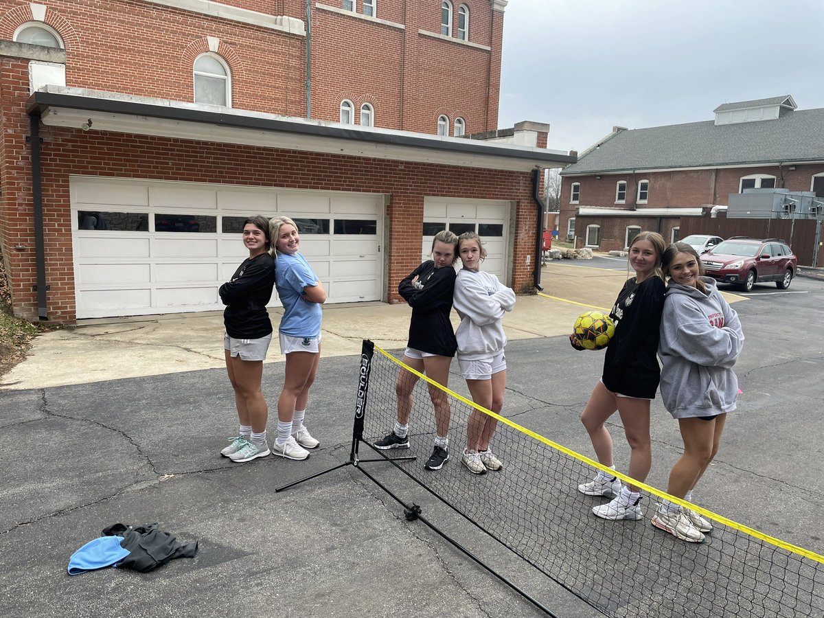 NDstl_soccer's tweet photo. The Varsity squad enjoying some team bonding and soccer tennis! @NotreDameRebels @notredameSTL https://t.co/SKswxQliQf